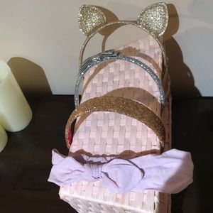 Pack of 4 headbands! normally sold in 2 pack⭐️⭐️